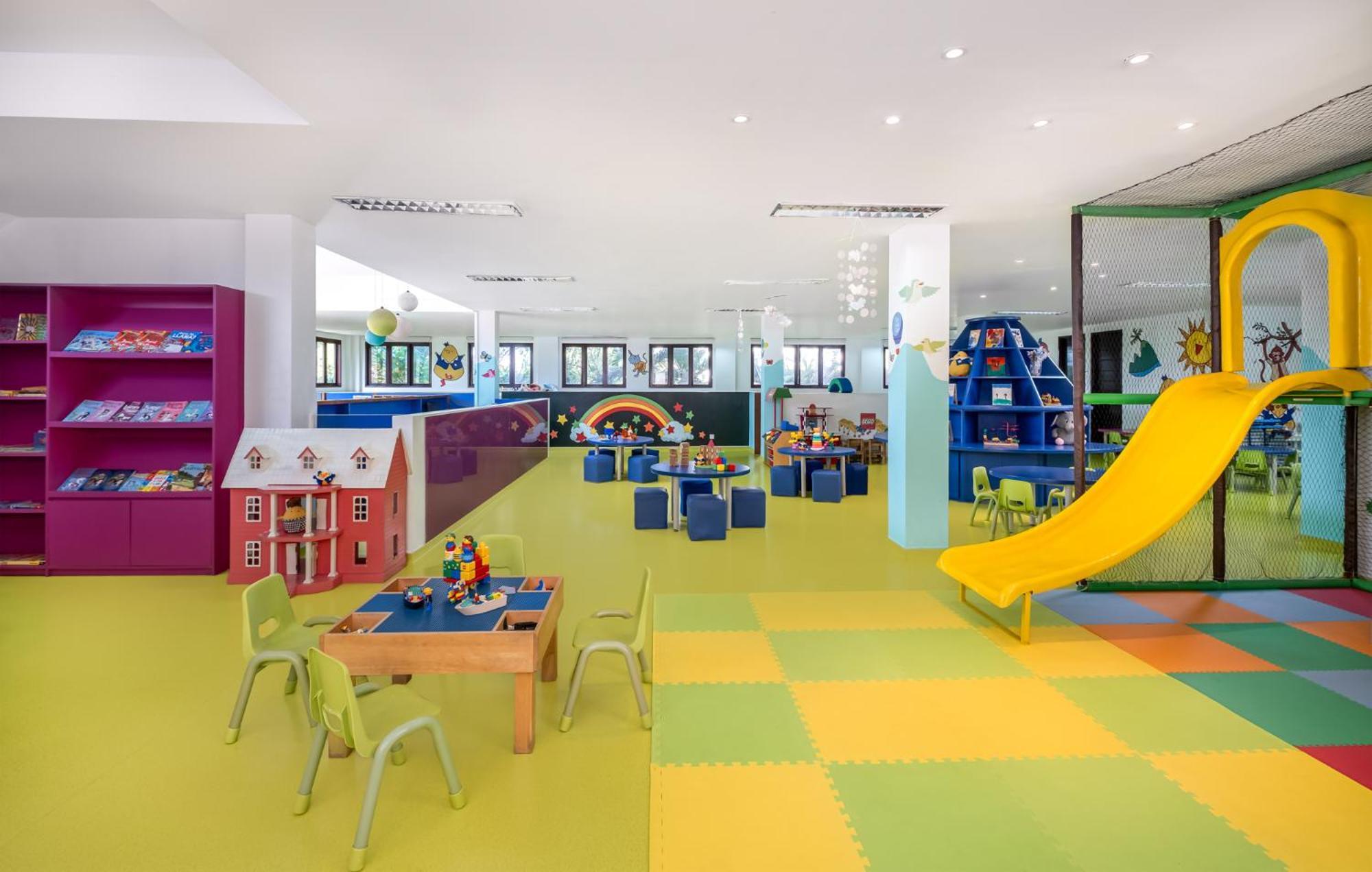 Montigo Resorts Seminyak Εξωτερικό φωτογραφία The Children's Club at the Sheraton Jumeirah Hotel, Dubai