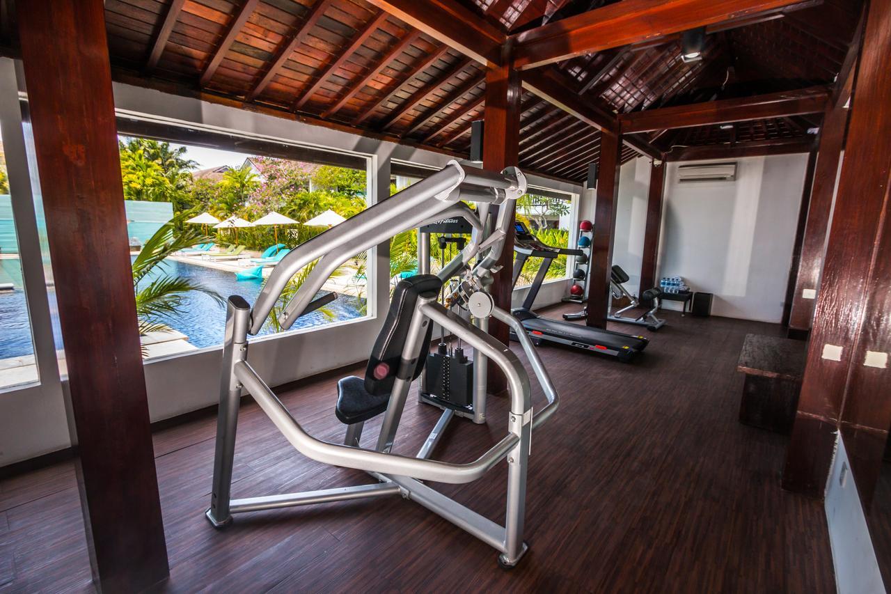 Montigo Resorts Seminyak Εξωτερικό φωτογραφία The gym at the resort